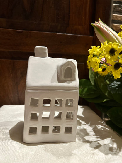 White House Candleholder