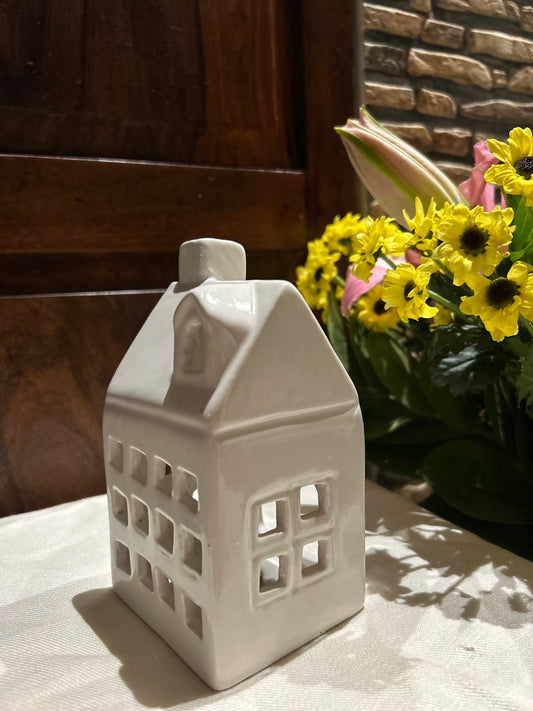 White House Candleholder