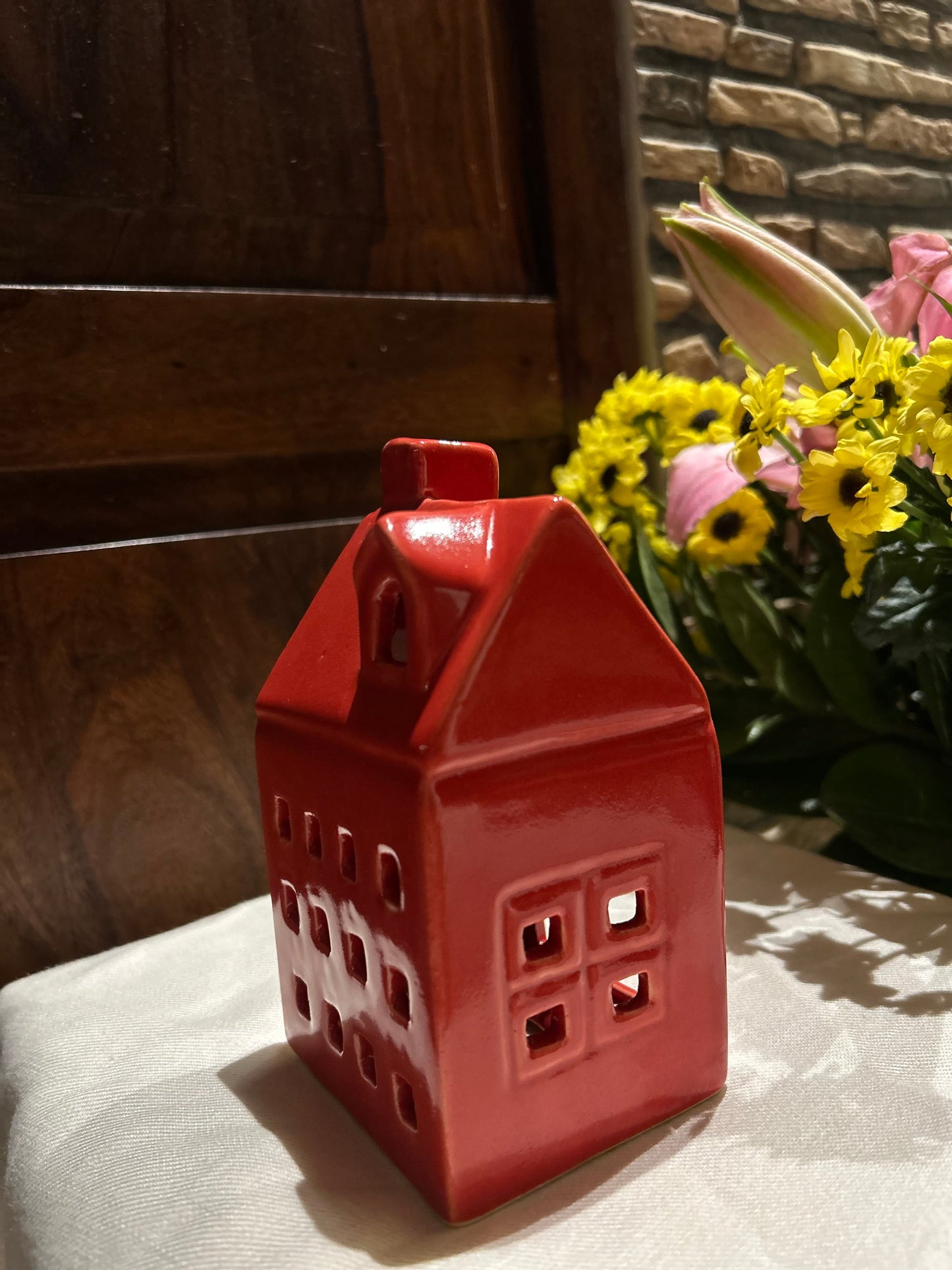 Red House Candleholder