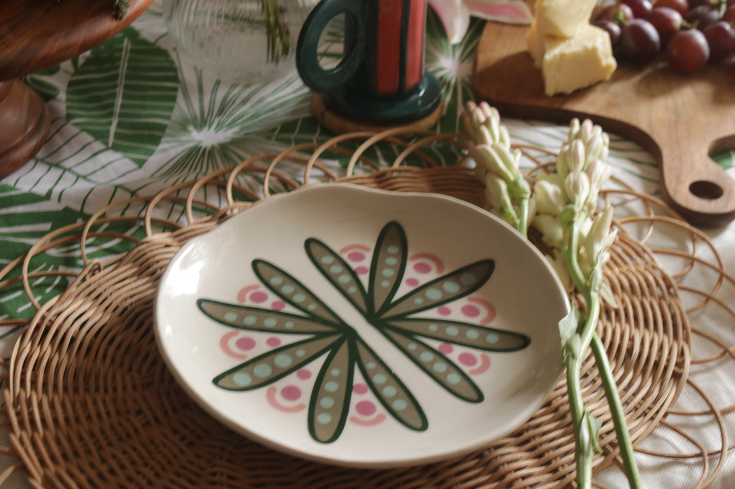 Organic Shaped Plate